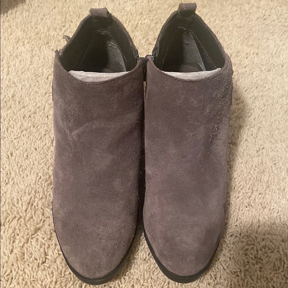 Women’s Suede Ankle Boots - Gray